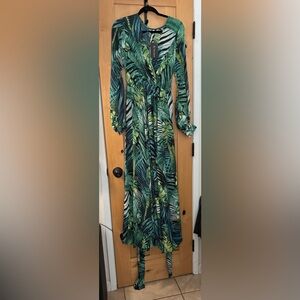 Elegant Green Leaf Print Long Sleeve Dress